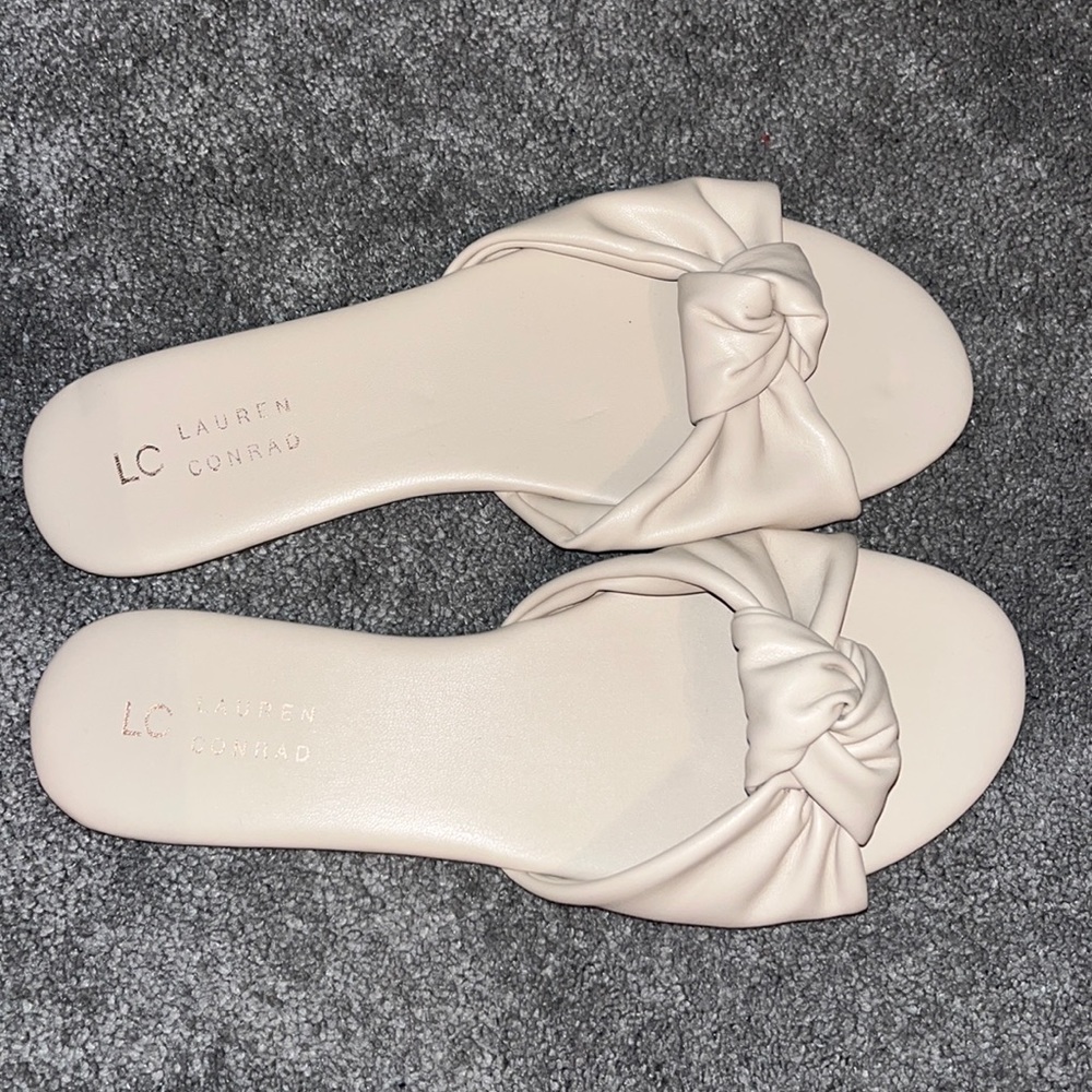 Lauren Conrad slip on sandals with a bow